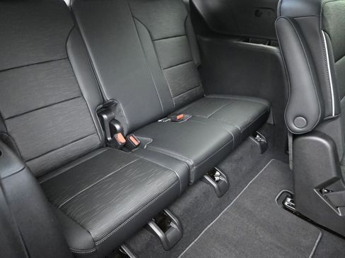 New 2026 Buick Enclave Sport Touring image 11