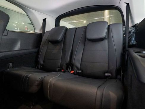 New 2026 Mercedes-Benz GLS 450 4MATIC image 36