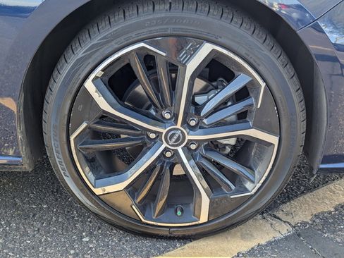 Certified 2023 Nissan Altima 2.5 SR image 10