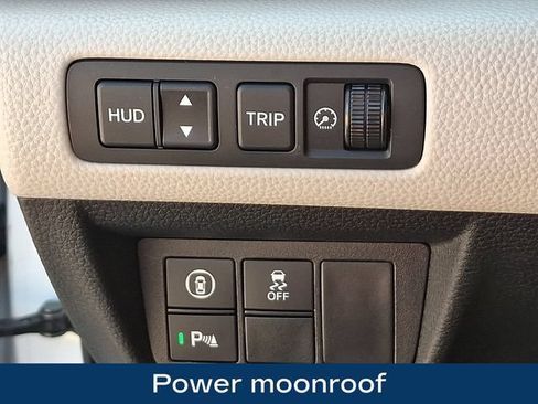Used 2021 Honda Accord Touring image 9
