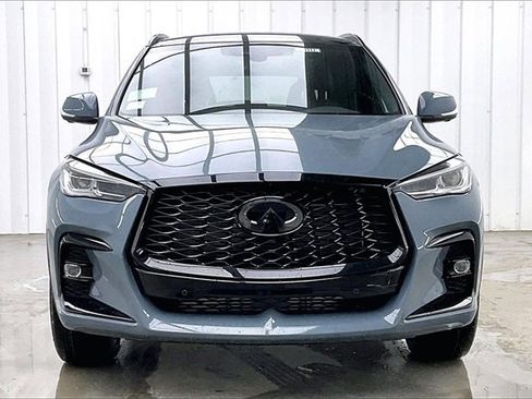 New 2025 INFINITI QX50 Sport image 3