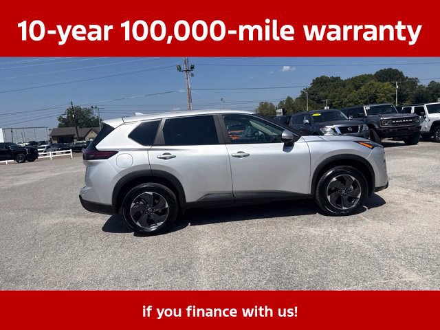 Used 2025 Nissan Rogue SV AWD/4WD image 10