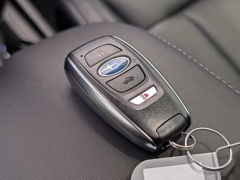 Used 2025 Subaru Ascent Touring AWD/4WD image 37