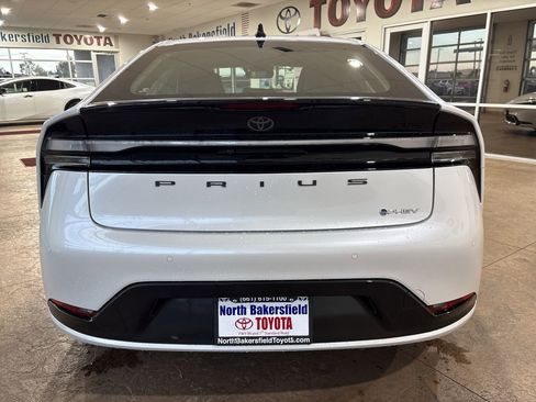 New 2026 Toyota Prius Plug-In Hybrid image 9