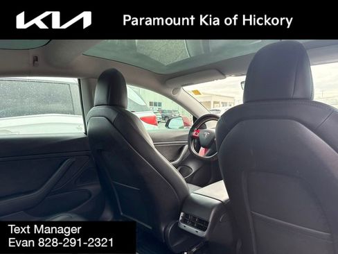 Used 2018 Tesla Model 3 Long Range RWD image 5