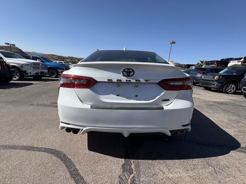 Used 2021 Toyota Camry XSE w/ Carpet Mat Package (TMS) FWD image 4