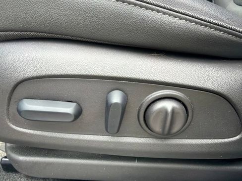 Used 2025 Buick Encore GX Preferred w/ Advanced Technology Package FWD image 25