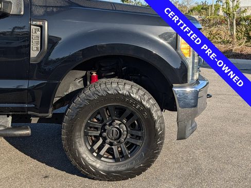Certified 2017 Ford F250 XL w/ STX Appearance Package image 11