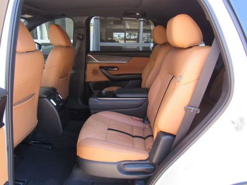 Used 2024 MAZDA CX-90 3.3 Turbo S w/ Premium Plus image 17