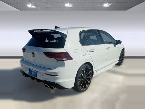 New 2026 Volkswagen Golf 2.0T DSG image 9