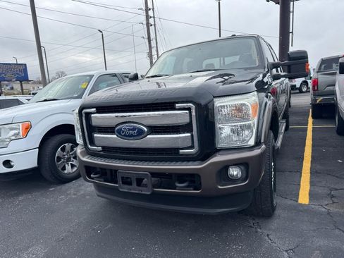 Used 2016 Ford F350 King Ranch w/ FX4 Off-Road Package image 2