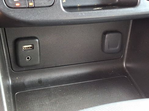 Used 2016 Chevrolet Colorado Z71 AWD/4WD image 26