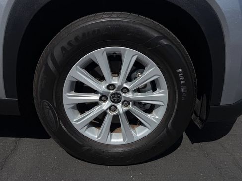 Used 2024 Toyota Grand Highlander FWD image 9