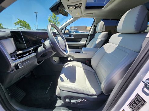 Used 2025 Hyundai Santa Fe Calligraphy AWD/4WD image 12