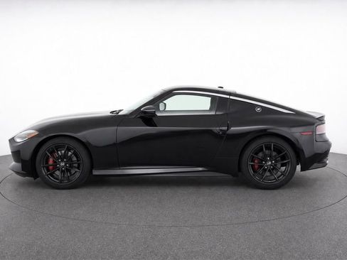 Used 2024 Nissan Z Performance w/ Floor Mat Package RWD image 32
