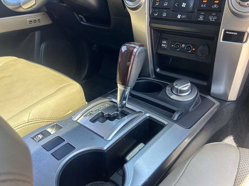 Used 2018 Toyota 4Runner Limited AWD/4WD image 26