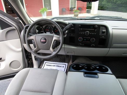 Used 2013 GMC Sierra 1500 SLE RWD image 9