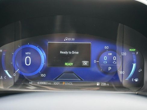 Used 2020 Ford Escape Titanium AWD/4WD image 39