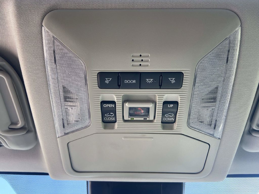 Used 2025 Toyota RAV4 XLE w/ Convenience Package FWD image 23