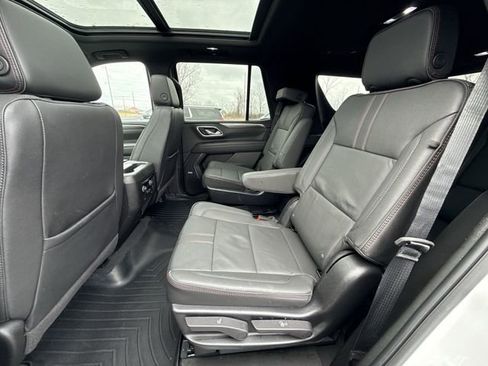 Used 2024 Chevrolet Tahoe RST w/ Luxury Package AWD/4WD image 25
