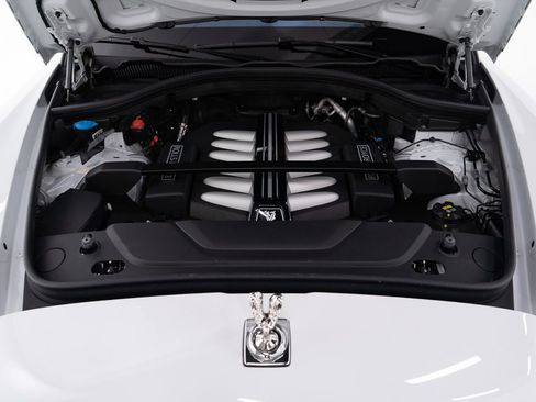 Certified 2020 Rolls-Royce Cullinan AWD/4WD image 55