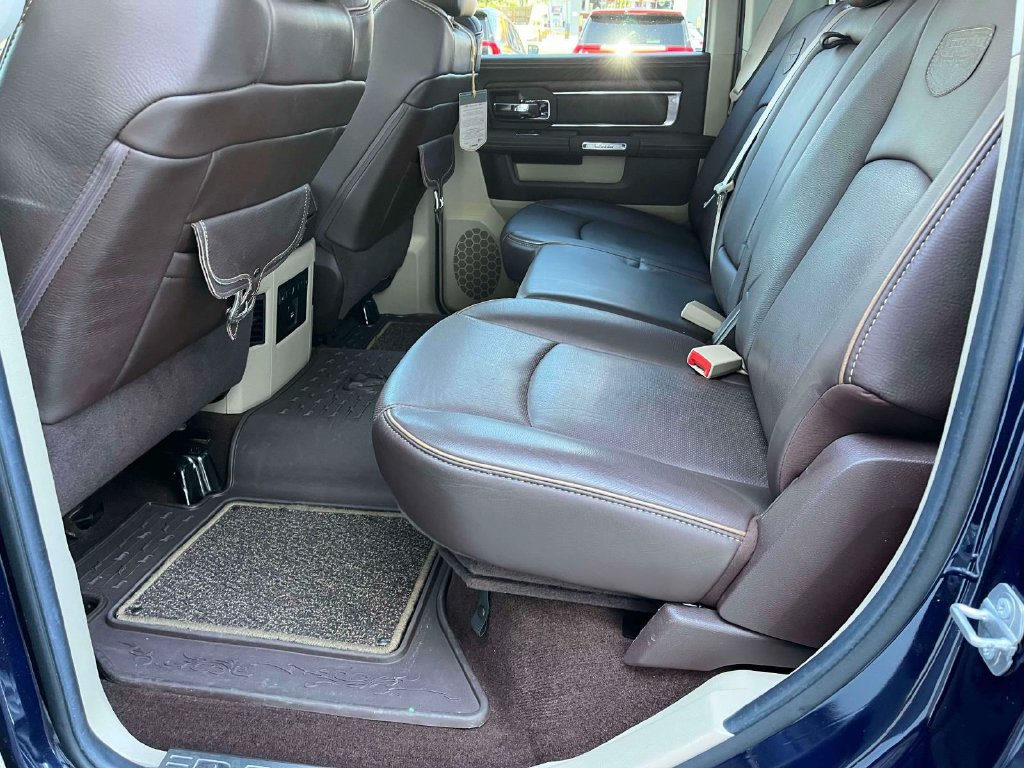 Used 2016 RAM 1500 Laramie Longhorn w/ Convenience Group AWD/4WD image 17