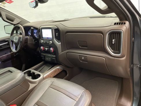 Used 2021 GMC Sierra 1500 Denali w/ Denali Ultimate Package AWD/4WD image 24