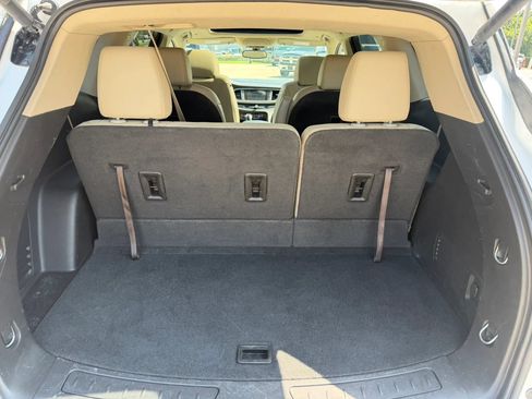 Used 2019 Buick Enclave Essence FWD image 43