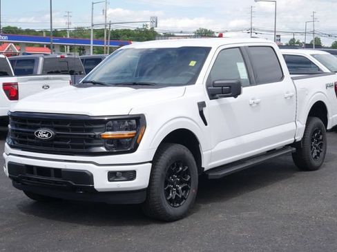 New 2026 Ford F150 XLT w/ Equipment Group 302A MID AWD/4WD image 8