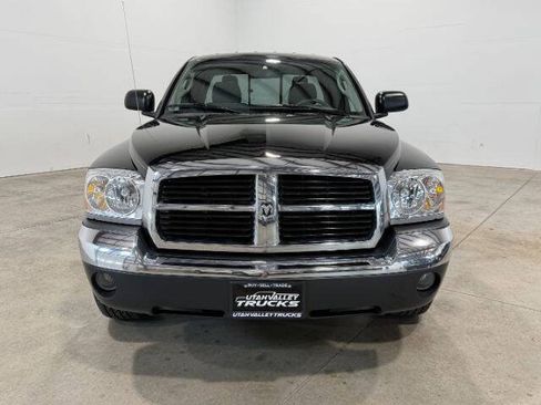 Used 2005 Dodge Dakota SLT w/ Trailer Tow Group AWD/4WD image 3