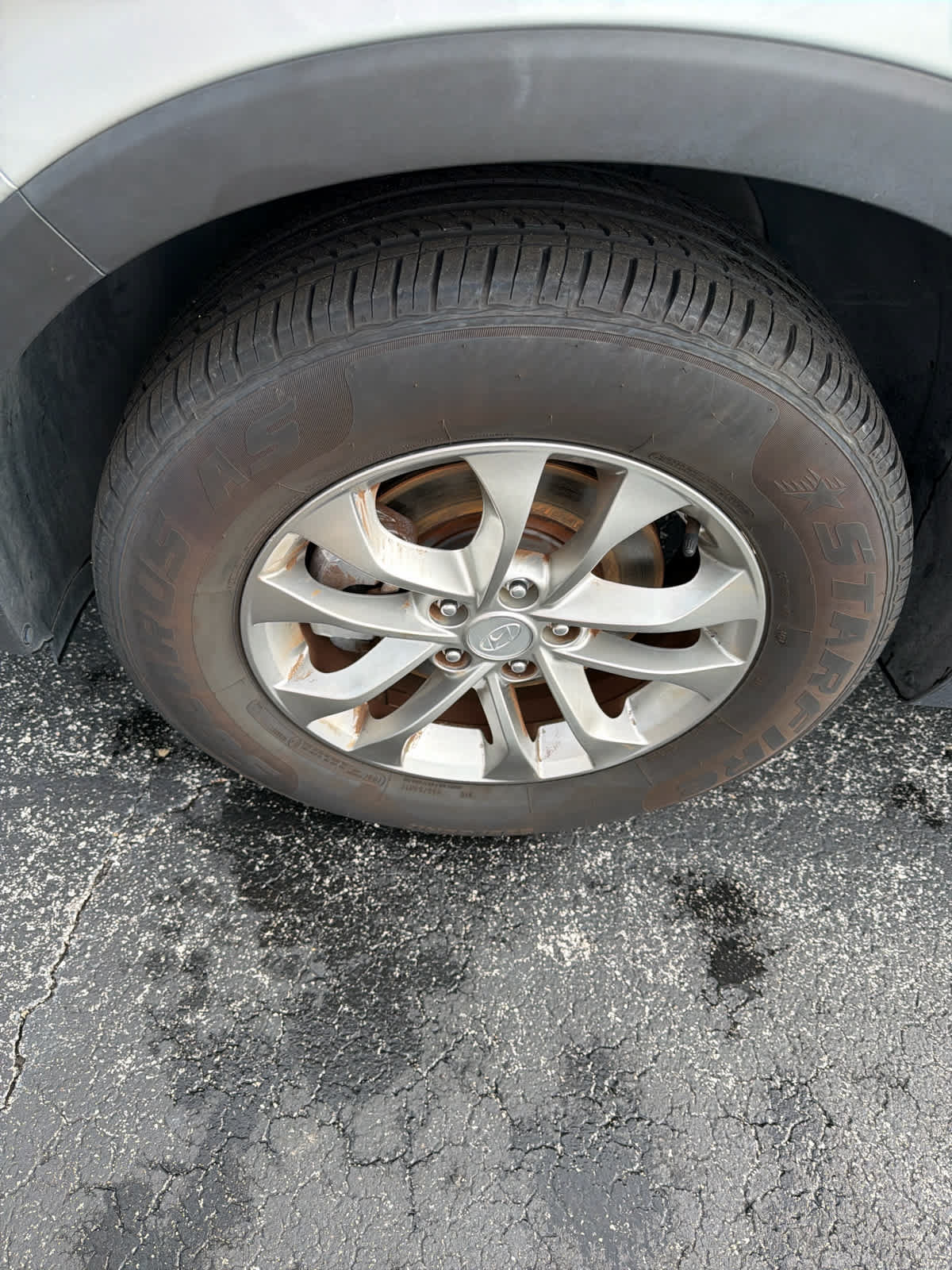 Used 2019 Hyundai Santa Fe SE FWD image 9