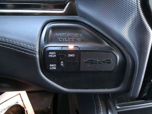 Used 2020 RAM 2500 Limited image 25