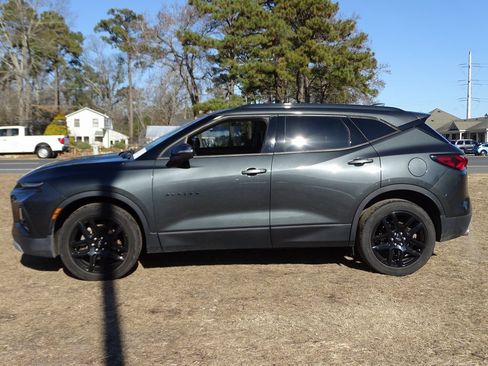 Used 2019 Chevrolet Blazer LT w/ Sound & Technology Package image 4