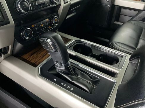 Used 2020 Ford F150 Lariat AWD/4WD image 19