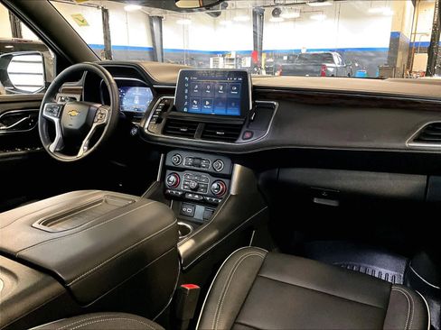 Used 2023 Chevrolet Tahoe Premier w/ Premium Package 2 image 14