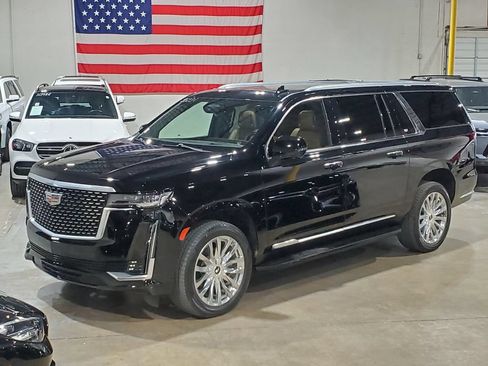 Used 2022 Cadillac Escalade ESV Premium Luxury AWD/4WD image 41