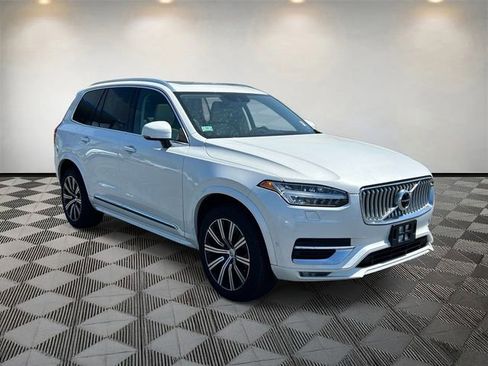 Used 2022 Volvo XC90 T6 Inscription w/ Lounge Package AWD/4WD image 7