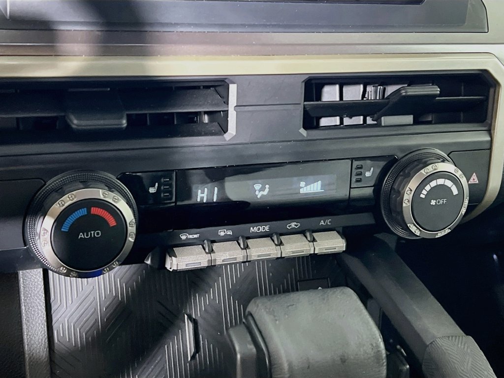 Certified 2025 Toyota Tacoma TRD Sport AWD/4WD image 14