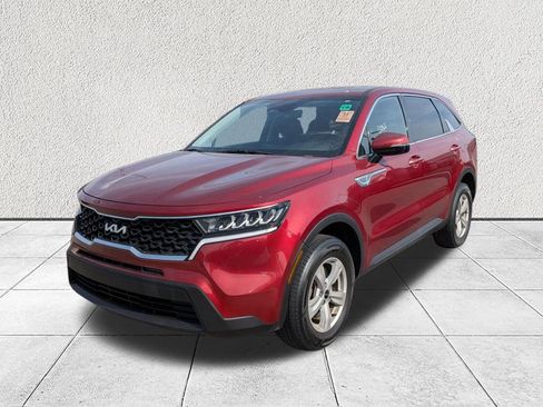 Used 2022 Kia Sorento LX image 7