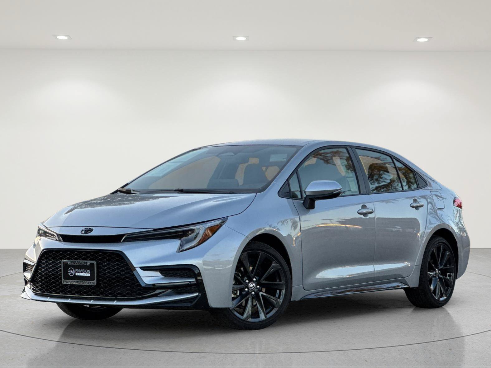 Used 2026 Toyota Corolla SE w/ SE Package FWD image 2
