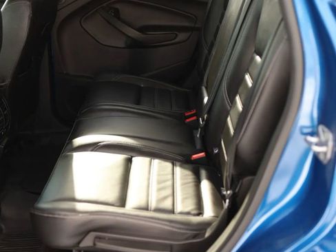 Used 2019 Ford Escape Titanium image 43