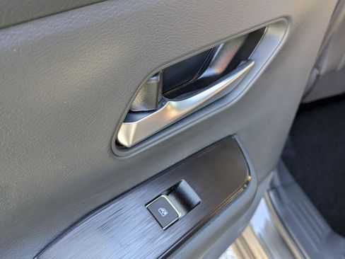 New 2026 Nissan Kicks SR w/ SR Premium Package FWD image 25