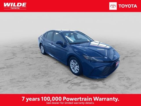 Certified 2025 Toyota Camry LE image 3