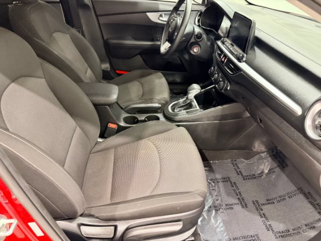 Used 2023 Kia Forte LXS w/ LXS Technology Package FWD image 13