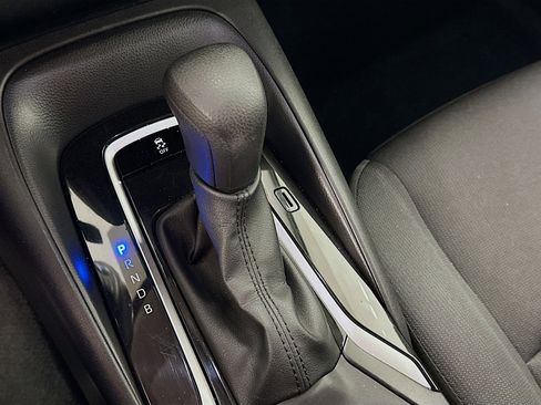 Used 2025 Toyota Corolla LE image 25