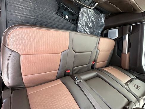 New 2025 Ford F150 King Ranch w/ FX4 Off-Road Package image 18