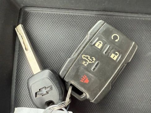 Used 2022 Chevrolet Silverado 1500 Custom w/ Rally Edition image 32