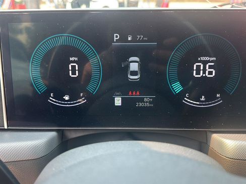 Used 2025 Hyundai Sonata SEL AWD/4WD image 2