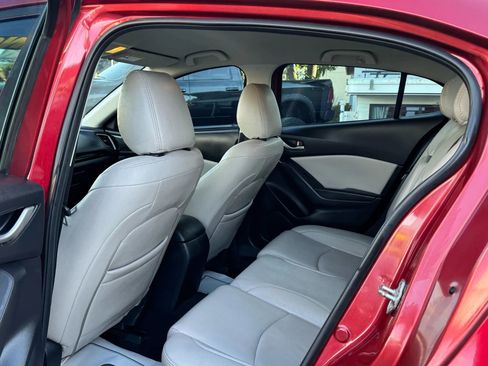 Used 2015 MAZDA MAZDA3 i Touring image 18