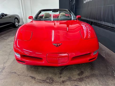 Used 1998 Chevrolet Corvette Convertible w/ Memory Pkg image 3